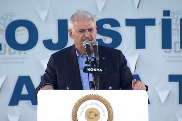 Başbakan Yıldırım Almanya'ya: Buradan bir tavsiyem var...