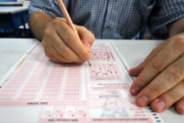 FETÖ, soru çalamayanları kendi okullarına yerleştirdi