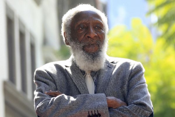 ABD'li komedyen 84 yaşında hayatını kaybetti