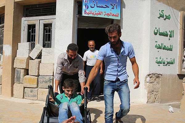 İHH'dan Suriye'deki engellilere destek