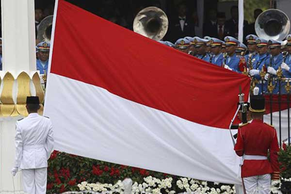 Endonezya ve Malezya arasında 'bayrak' krizi