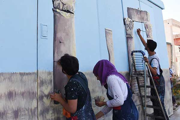 Trafo duvarlarına renk kattılar