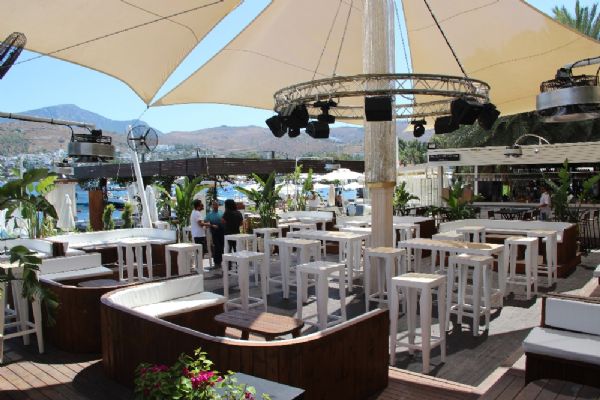 Berksan'ın ortak olduğu kulübe saldırıda 3 gözaltı