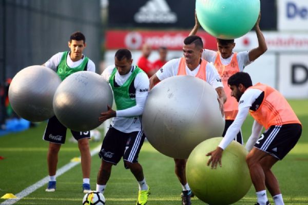 Beşiktaş'ta keyifli antrenman