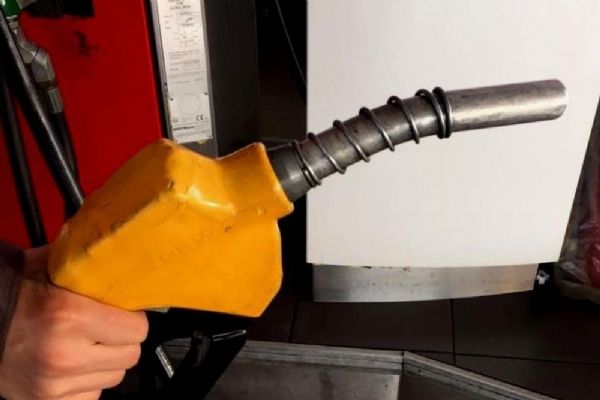 Motorine indirim geldi