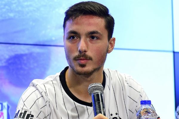 Oğuzhan Alman ekibine kiralandı