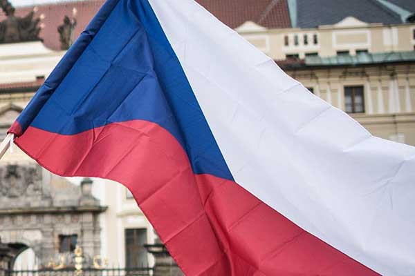 Çekya Sığınmacı kabul etmeyip işçi ithal ediyor