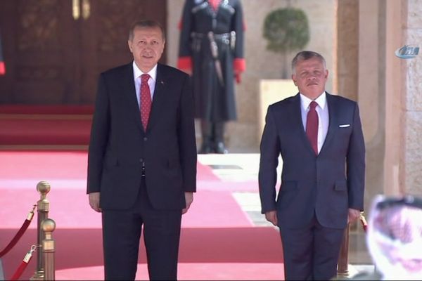 Erdoğan'a Ürdün'de resmi törenle karşılama
