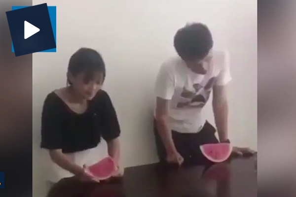 İşte dünyanın en hızlı karpuz yiyen insanı!