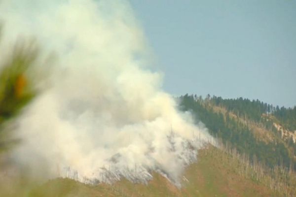 Gürcistan'daki yangın büyüyor
