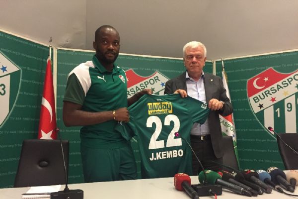 Ekoko imzayı attı, sırada....