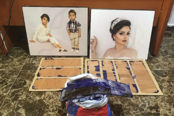 Avustralya'ya fotoğraf tablosunda uyuşturucu sevkiyatı