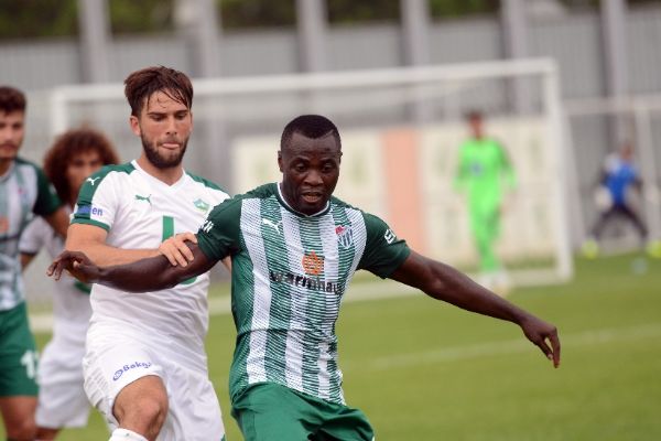 Bursaspor, pilot takımına gol yağdırdı