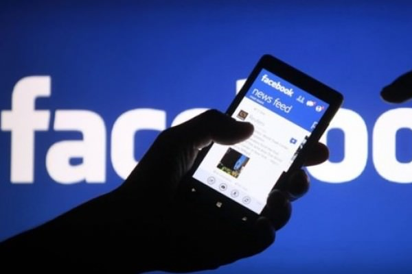 Facebook Avrupa'da çöktü