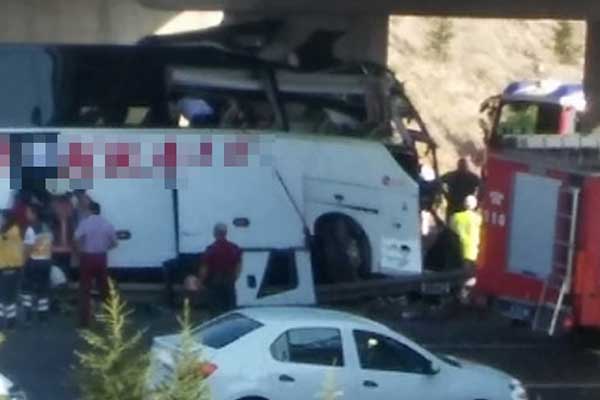 Ankara-Eskişehir karayolunda kaza