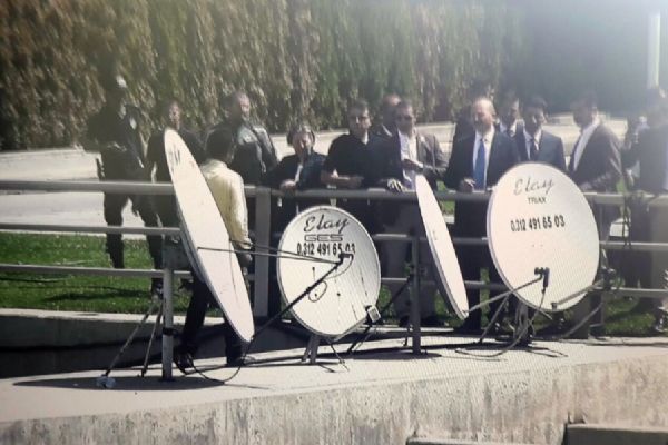 Bakan Süleyman Soylu, intihara kalkışan vatandaşı ikna etti