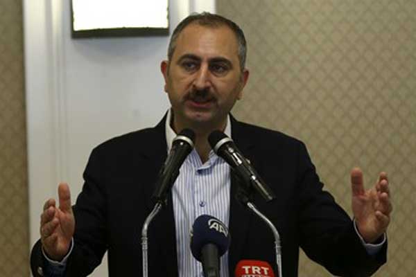 Adalet Bakanından Adil Öksüz açıklaması