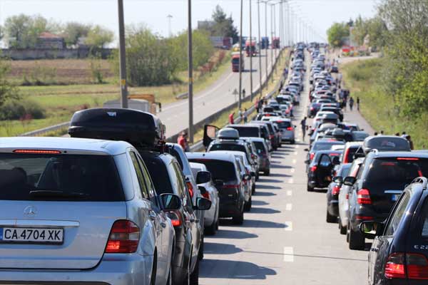 Sınır kapılarında dönüş yoğunluğu