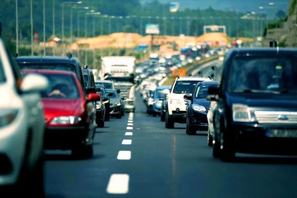 Bayramda trafiğe çıkacaklara yakıt uyarısı