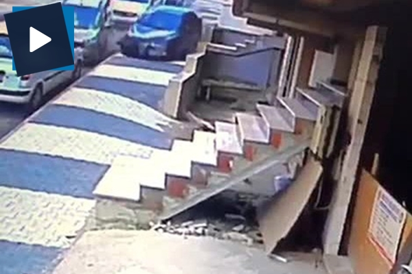 Maltepe’de faciadan dönüldü! Freni boşalan otomobil...