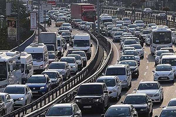 Tatil öncesi sürücülere 'kör nokta' uyarısı