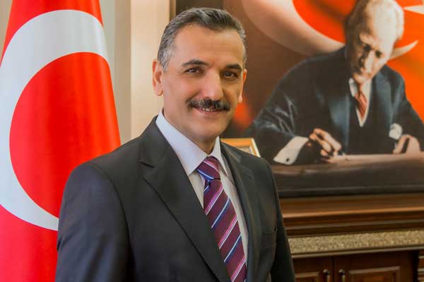 Samsun Valisi'nin 'terbiye' yöntemi kızdırdı