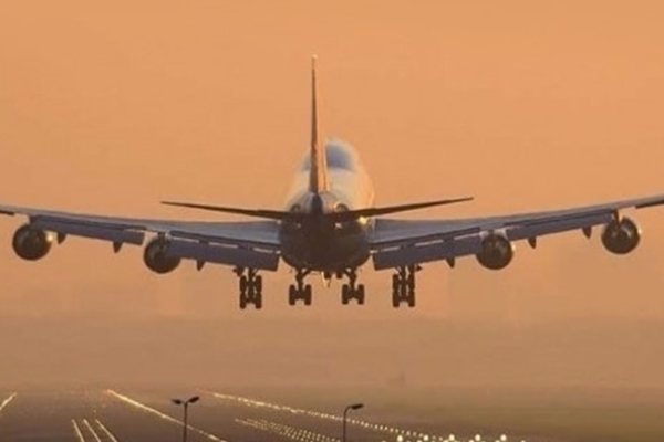 Teksas'a yapılan tüm uçuşlar iptal edildi