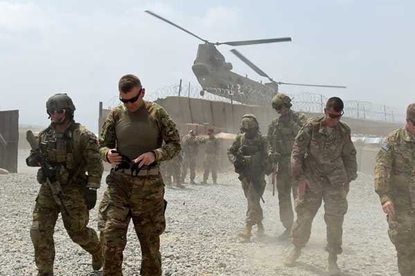 Rusya ve Çin'den ABD'ye Afganistan uyarısı