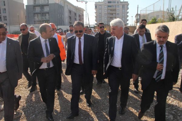 Bakan Mehmet Özhaseki'den deprem açıklaması