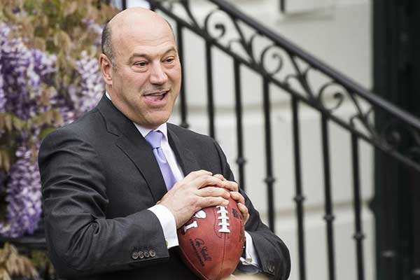 Trump'ın ekonomi başdanışmanı istifaları değerlendirdi