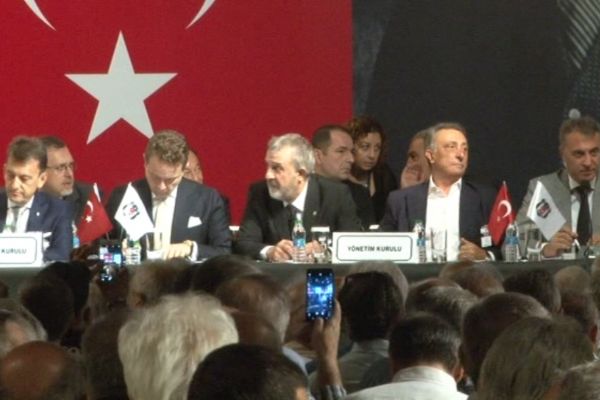 Beşiktaş Divan Kurulu toplantısı başladı