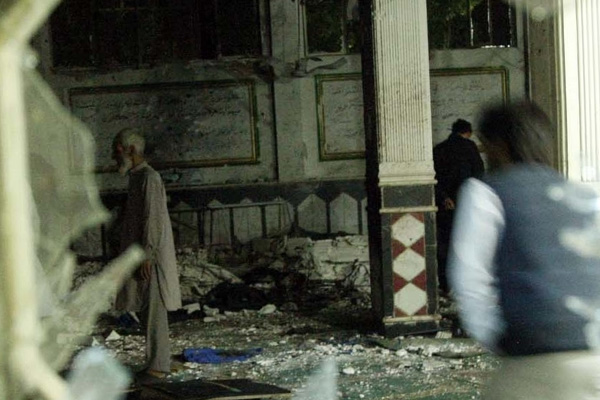 Afganistan'da camiye saldırı