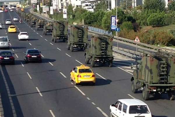 E-5'teki askeri konvoy şaşırttı