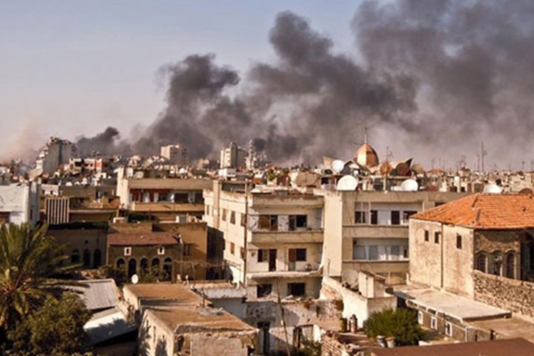 Humus'ta rejim ateşkesi bozdu