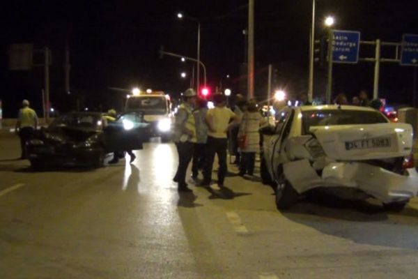 Çorum'da trafik kazası: 9 kişi yaralı