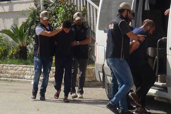 Hatay'da yakalanan IŞİD'liler  adliyeye sevk edildi