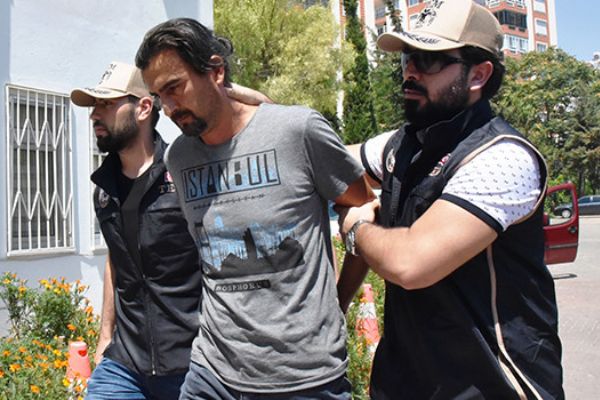 Darbeci yarbay Karacan itiraf etti: Evet FETÖ'cüyüm