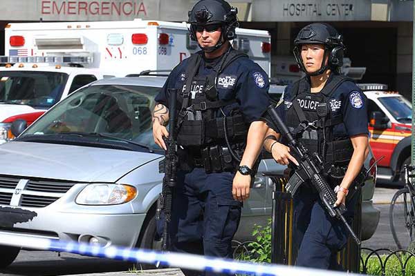 Sulama tankeri tramvay yoluna uçtu