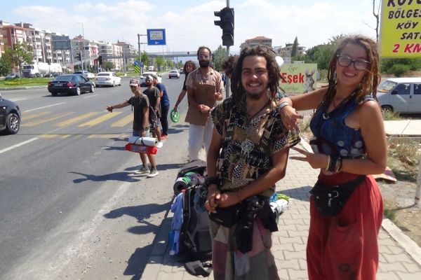Bayram yoğunluğuna otostoplu çözüm