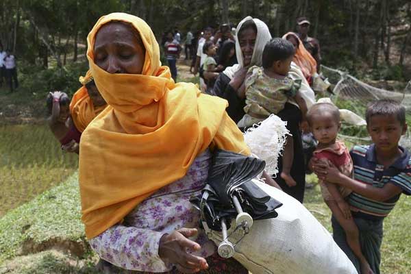 Osman Atalay: Arakanlı Müslümanları başka ülkelere taşıyalım