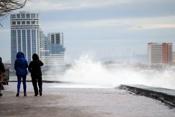 Kadir Topbaş'tan İstanbullulara 'fırtına' uyarısı