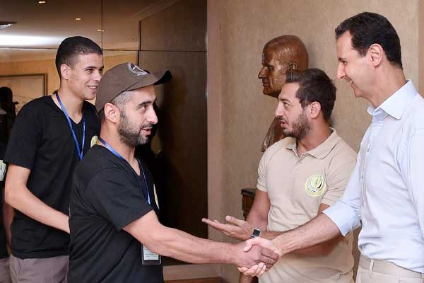 Esed objektiflerin karşısına geçti