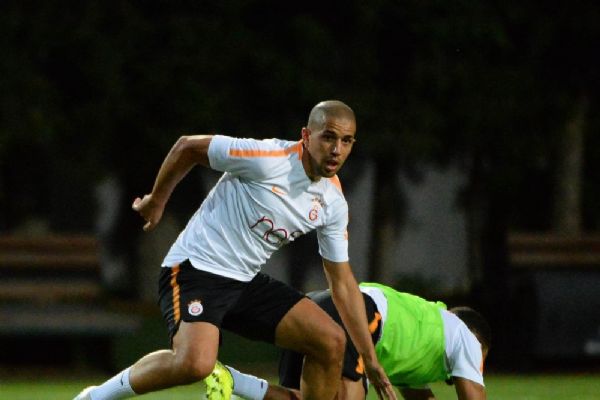 Galatasaray'da, Antalyaspor mesaisi başladı