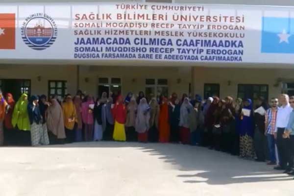 Somalili öğrencilerden Erdoğan'a bayram mesajı