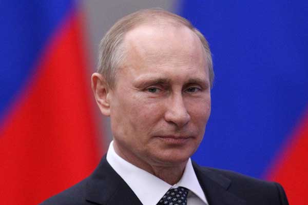 Putin: Arktik'te güvenlik mimarisi iş birliği ile mümkün