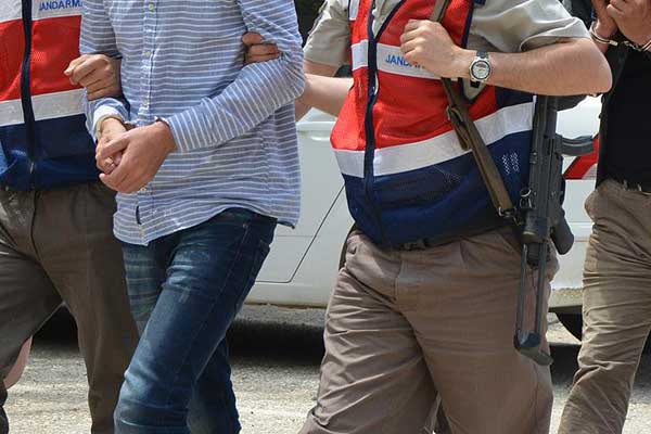 PYD'den kaçan 3 kişi teslim oldu