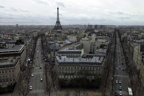 Fransa'da halk 'yalnızlaşıyor'