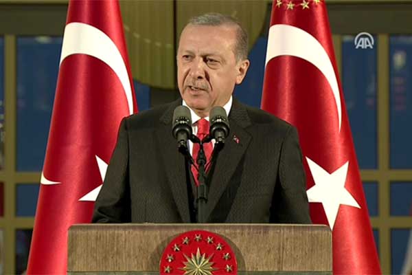 Erdoğan: Arakanlıları yalnız bırakamayız