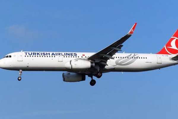 THY pilotu mültecinin hayatını kurtardı