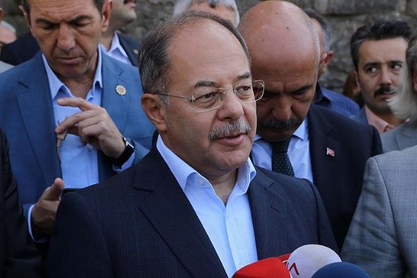 Recep Akdağ: 'Dünya, dökülen Müslüman kanına karşı kör ve sağır kalmamalı'